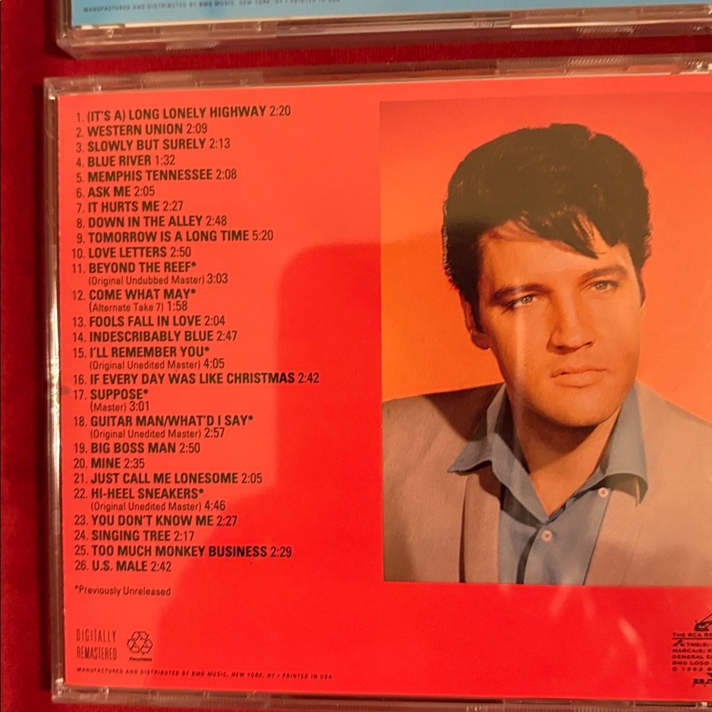 EUC-Like New:Elvis Presley Boxed Set of 5 Music CDs: The Essential 60’s Masters - Picture 7 of 17